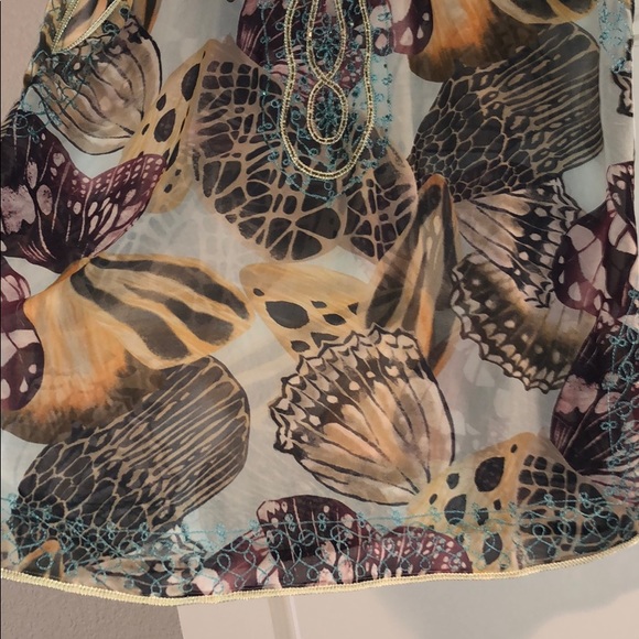 Sheer blouse - Picture 7 of 11